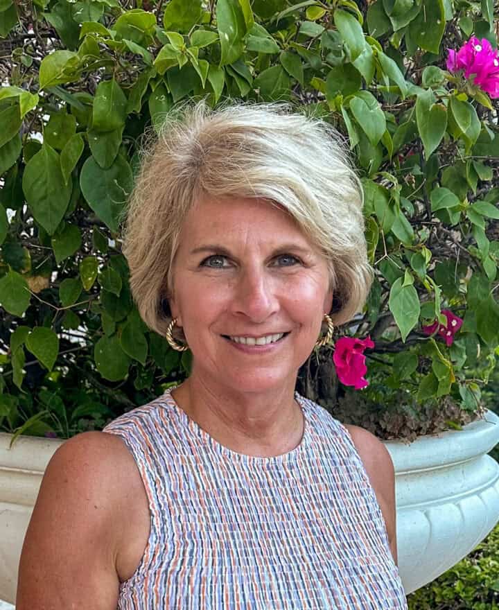 A head and shoulders photo of the author of Louisiana Woman Blog.