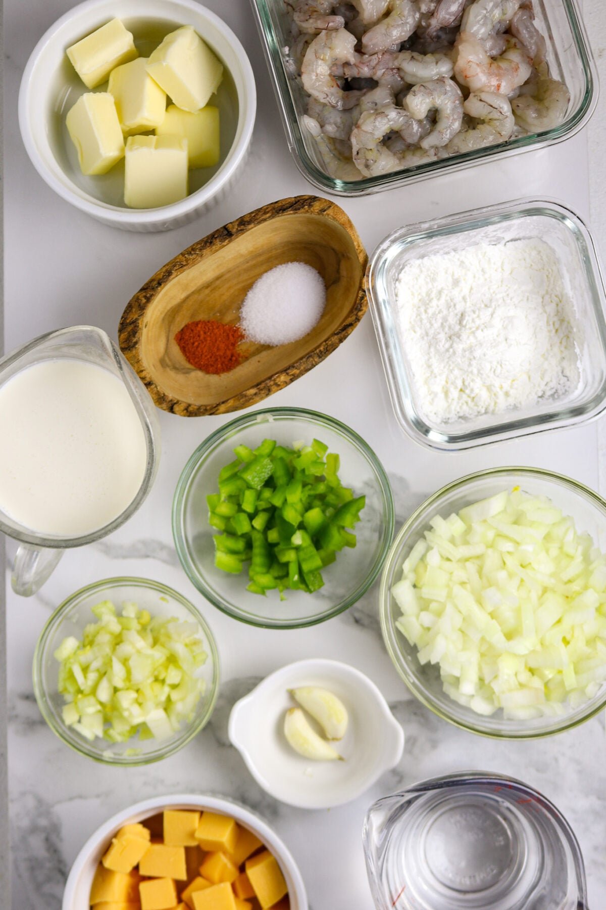 Ingredients in idividual bowls for shrimp pistolettes.