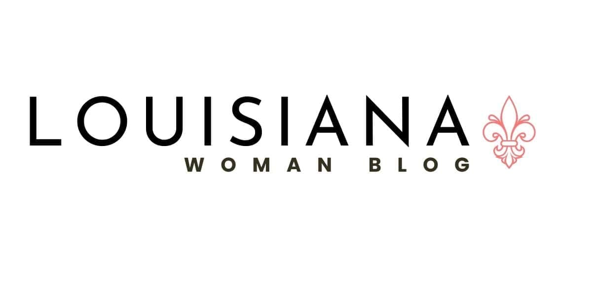 Louisiana Woman Blog Logo with fleur de lis.
